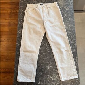 Club Monaco white straight leg jeans. Size 27